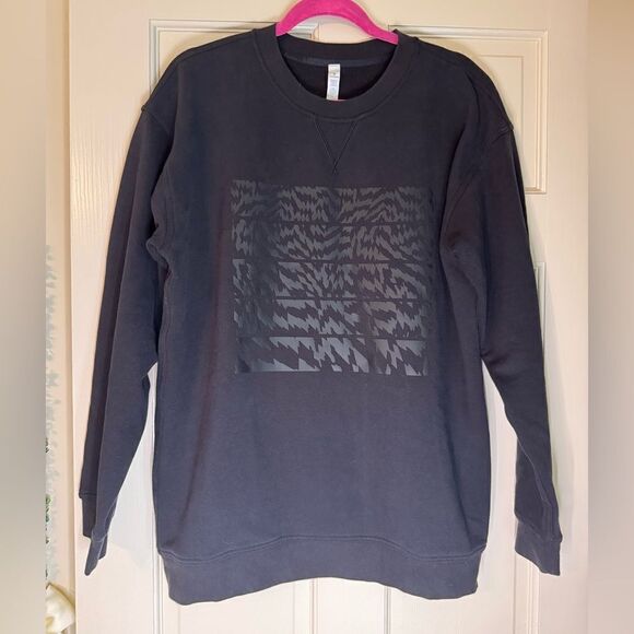 lululemon athletica Sweaters - Women’s LuLuLemon Graphic Crewneck Sz 12